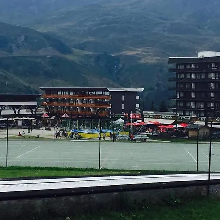 Studio Aux Menuires Sur Les Pistes. Le Brelin Appartement *